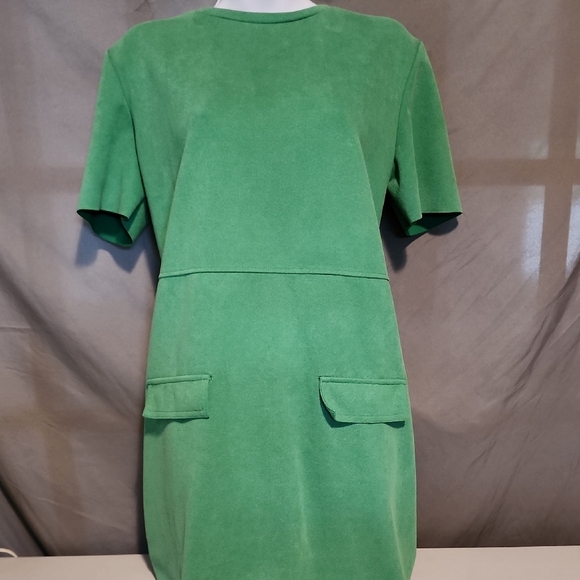 Zara Dresses & Skirts - Zara Trendy Green Size Large Sheath Dress Short Sleeve Crew Neck